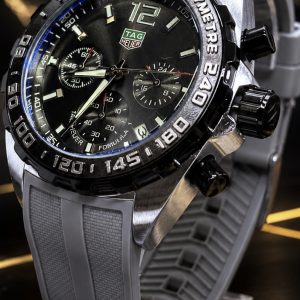 🎁 MEGA PROMOÇÃO Relógio Tag Fórmula 1 Pulseira Cinza Extremamente Luxuoso e de Destaque + FRETE GRÁTIS