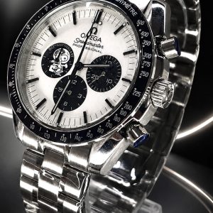 🎁 MEGA PROMOÇÃO Relógio Omeg Speedmaster Snoop Mostrador Branco Detalhes em Preto PREMIUM AAA 100% Funcional + Pulseira em Aço Inoxidável 904L Luxo e Destaque + FRETE GRÁTIS