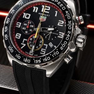 🎁 MEGA PROMOÇÃO Relógio TAG Formula 1 PREMIUM AAA 100% Funcional Mostrador Preto Detalhes Vermelho e Amarelo Pulseira Silicone + Luxo e Destaque + FRETE GRÁTIS