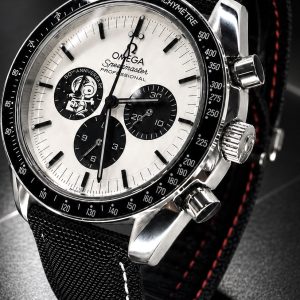 🎁 MEGA PROMOÇÃO Relógio Omeg Speedmaster Snoop Mostrador Branco Pulseira Nylon Preta PREMIUM AAA 100% Funcional + Luxo e Destaque + FRETE GRÁTIS