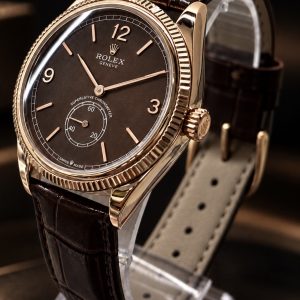 🎁 MEGA PROMOÇÃO Relógio Rlx Marrom 100% Funcional Caixa Bronze Fundo de Vidro Pulseira Couro Marrom Luxo e Destaque + FRETE GRÁTIS