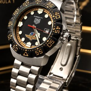 🎁 MEGA PROMOÇÃO Relógio Tag Formula 1 Todo em Aço Inox 100% Funcional Luxo e Destaque + FRETE GRÁTIS